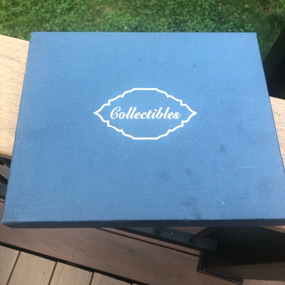 L36: beautiful Collectibles embellished metal photo frame ! Fits 3.5 x … - Picture 10 of 14